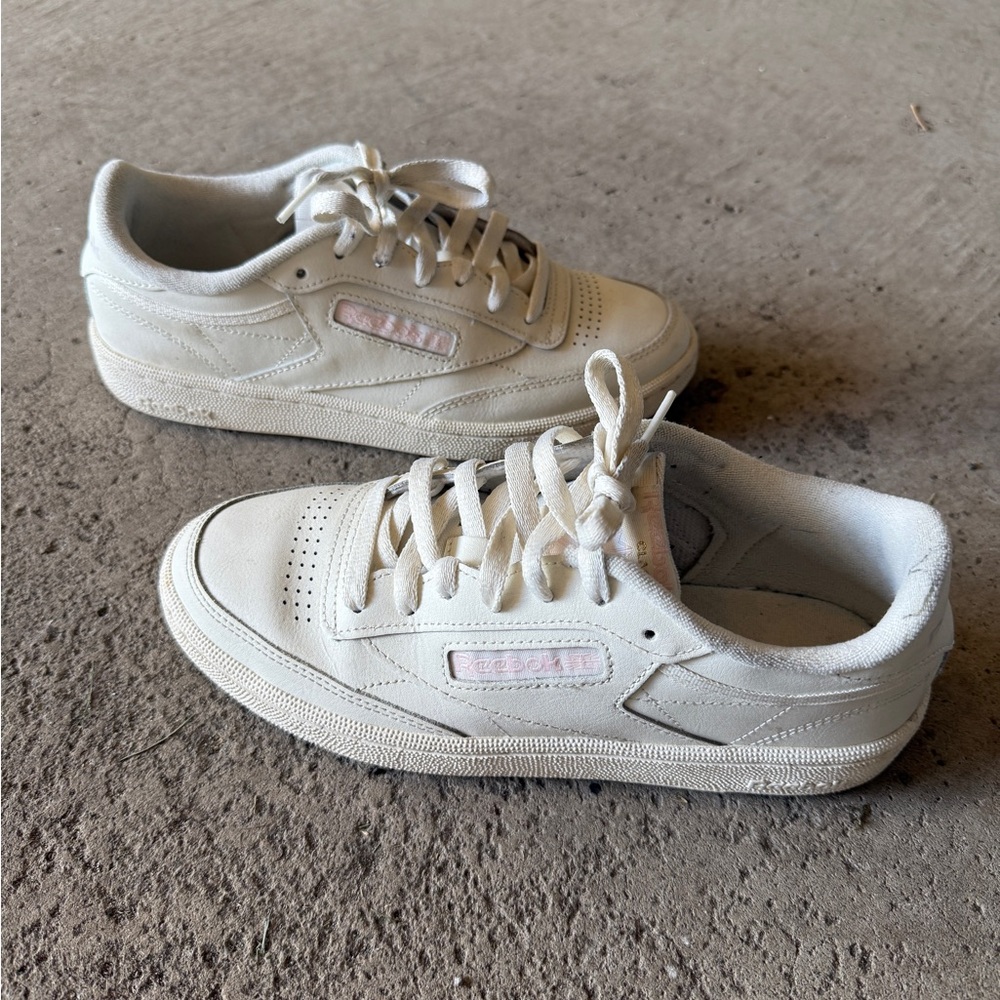 Reebok ClubC85 - Classic White and Light Pink